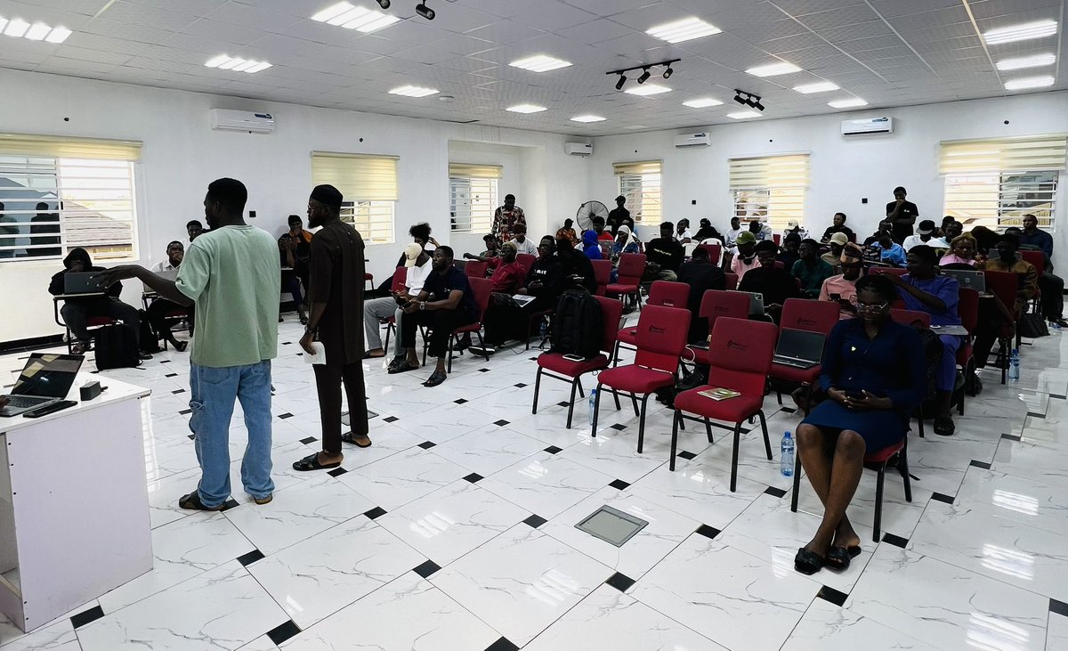 Web3Bridge's tweet photo. Final Project Presentations by our Cohort XIV Solidity & ZK students are officially ongoing! 🔥🚀

From smart contract development to zero-knowledge innovations, our builders are showcasing months of learning, problem-solving, and relentless building. 

#Web3bridge #Solidity #ZK #BlockchainDevelopers #BuildInPublic #Web3Africa #TechEducation