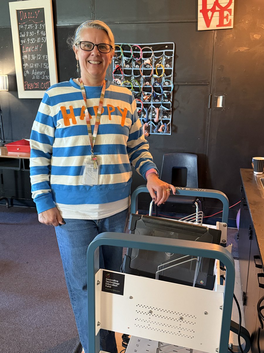 ITEFSTL's tweet photo. ITEF visited Librarian Michelle Huisinga &amp; the team at Wedgewood 6th Grade Center in Ferguson-Florissant to see new charging carts funded by a 2025 Catapult Grant—helping students stay connected and engaged after ESSER funds expired. #ITEF  #DigitalLearning #StudentSuccess https://t.co/MIaNFgCMz5