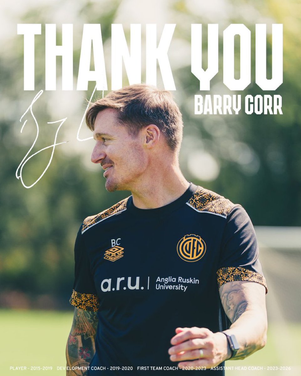 CambridgeBRA's tweet photo. Após 11 anos de serviço exemplar, a lenda Barry Corr deixa o Clube com o nosso sincero agradecimento e os melhores votos para o futuro.

Obrigado Corr!! 💛🖤 https://t.co/eMtTq55CLF