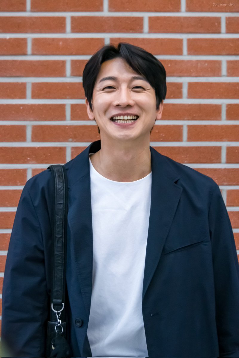 하루사진 tweet media