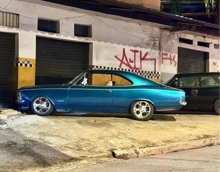 _Diccsma_'s tweet photo. Opala com rodas de Jeep Cherokee, interessante... https://t.co/OfvRYsOJL0