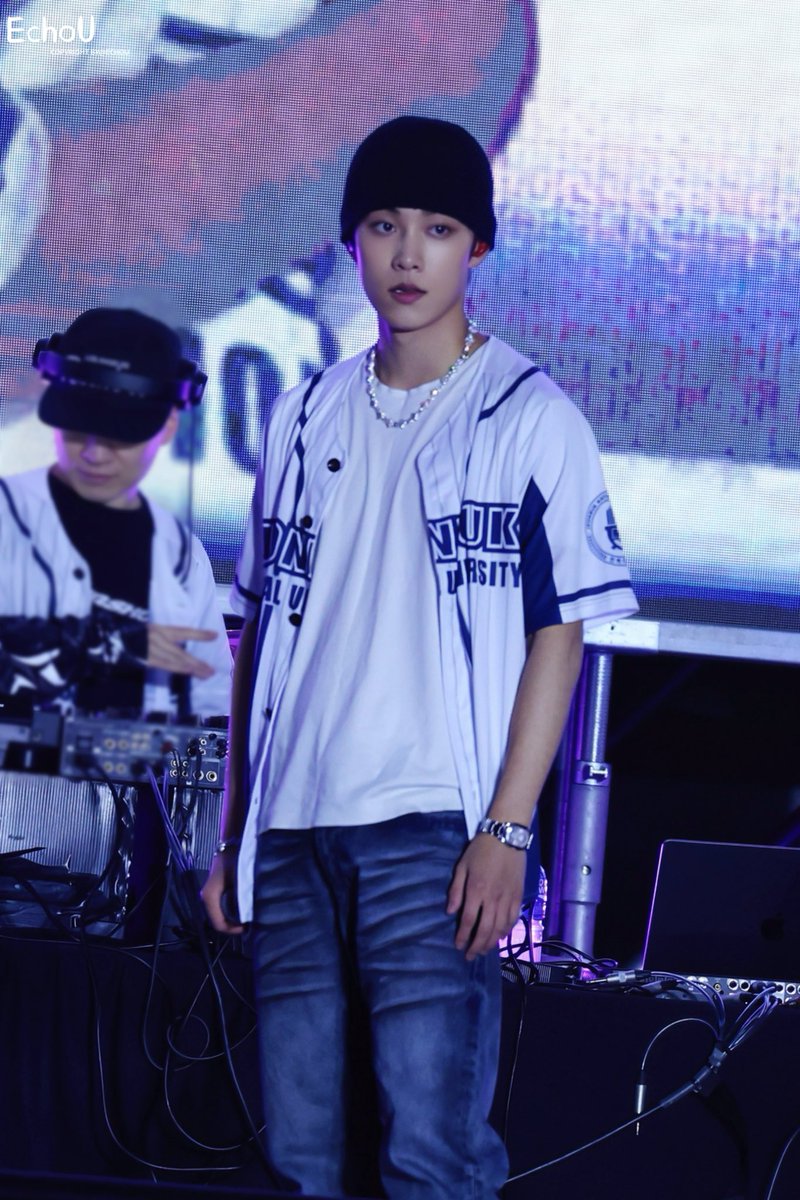 EchoU_6's tweet photo. 20260508 전북대

#LNGSHOT #롱샷 #RYUL #률 https://t.co/RQLofQUNXz