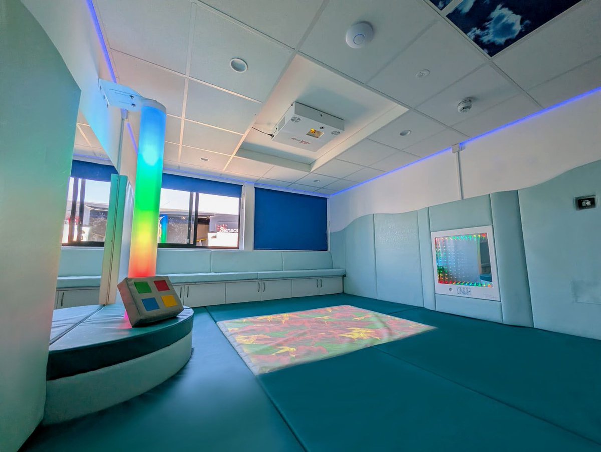 Sentequk's tweet photo. Part 2 of our sensory project at Great Arley School 💙

Alongside the calming room, we created an interactive hub for students to explore, learn and enjoy sensory play. With plenty of space, were we able to feature a host of fantastic sensory features and equipment throughout! ✨ https://t.co/yPlE6VtTgl