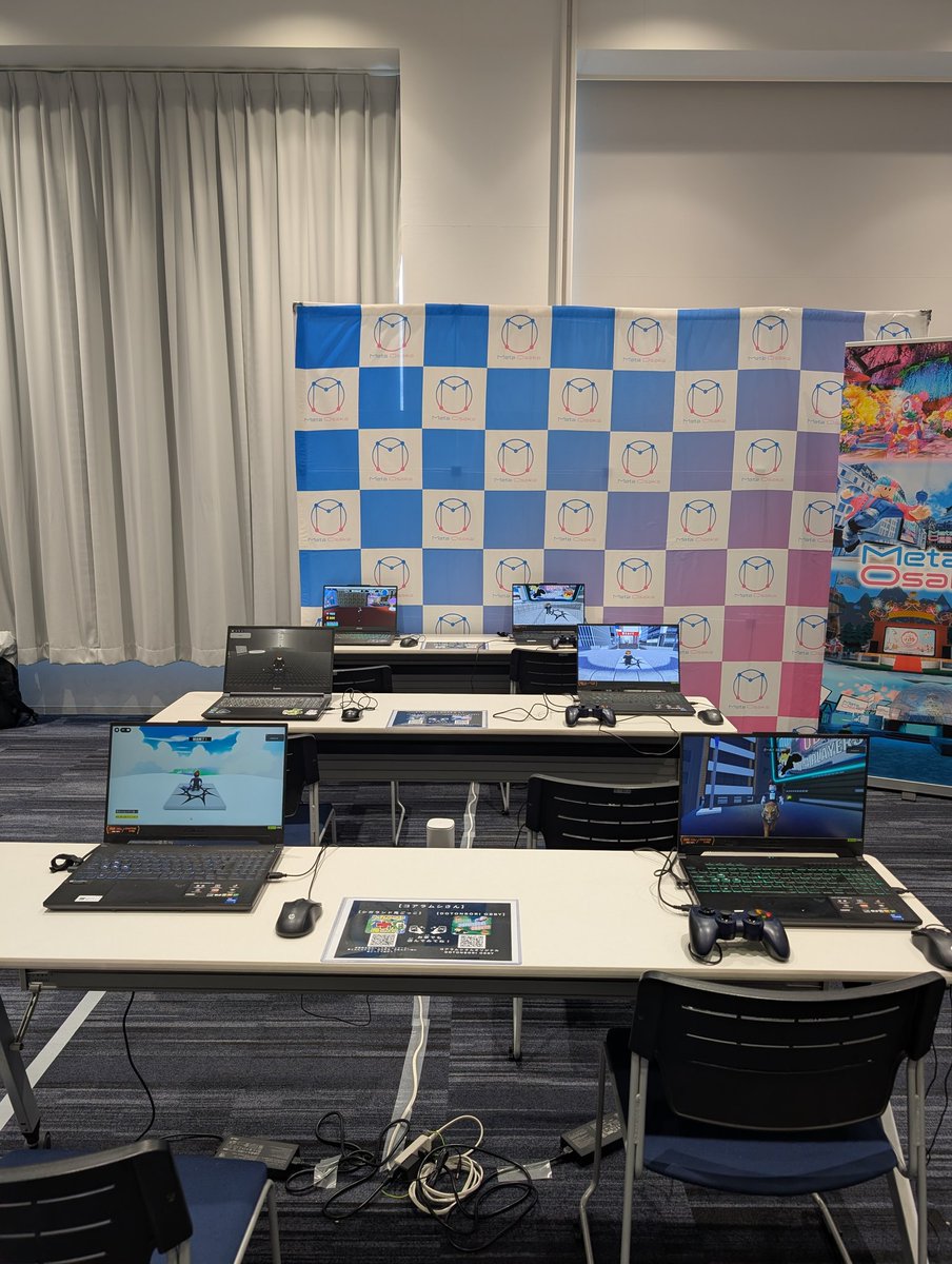 00yoshiki01's tweet photo. 先日はストリームフェスのMetaOsaka様のブースで、Roblox体験会を担当させていただきました！たくさんの子供たちに自分の作ったゲームを遊んでもらえるとても幸せな時間でした。この度は貴重な機会にお声がけいただき、ありがとうございました🤲 https://t.co/IHkvunnhqn