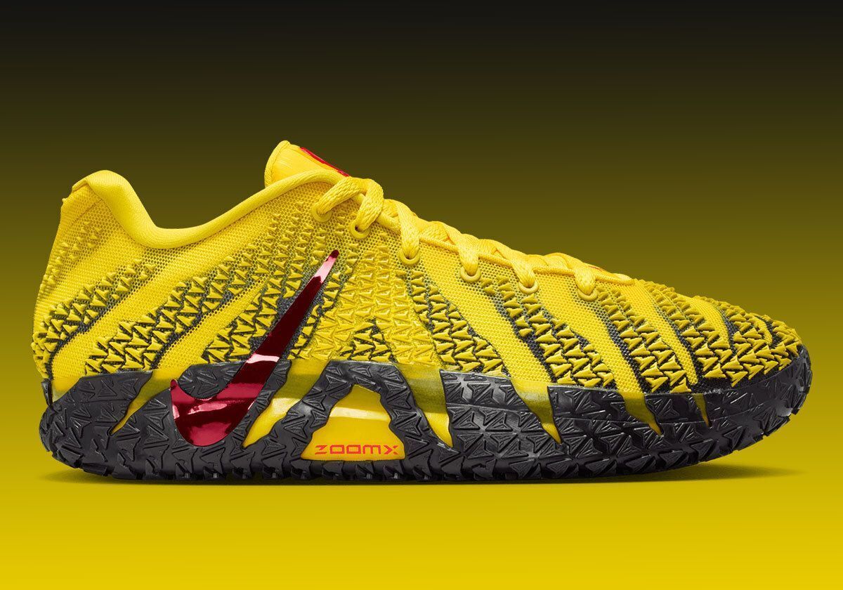 JustFreshKicks's tweet photo. Nike Ja 3 “Bruce Lee” 🥋👊

• May 12th
• $125 https://t.co/4O3SpYbdCD