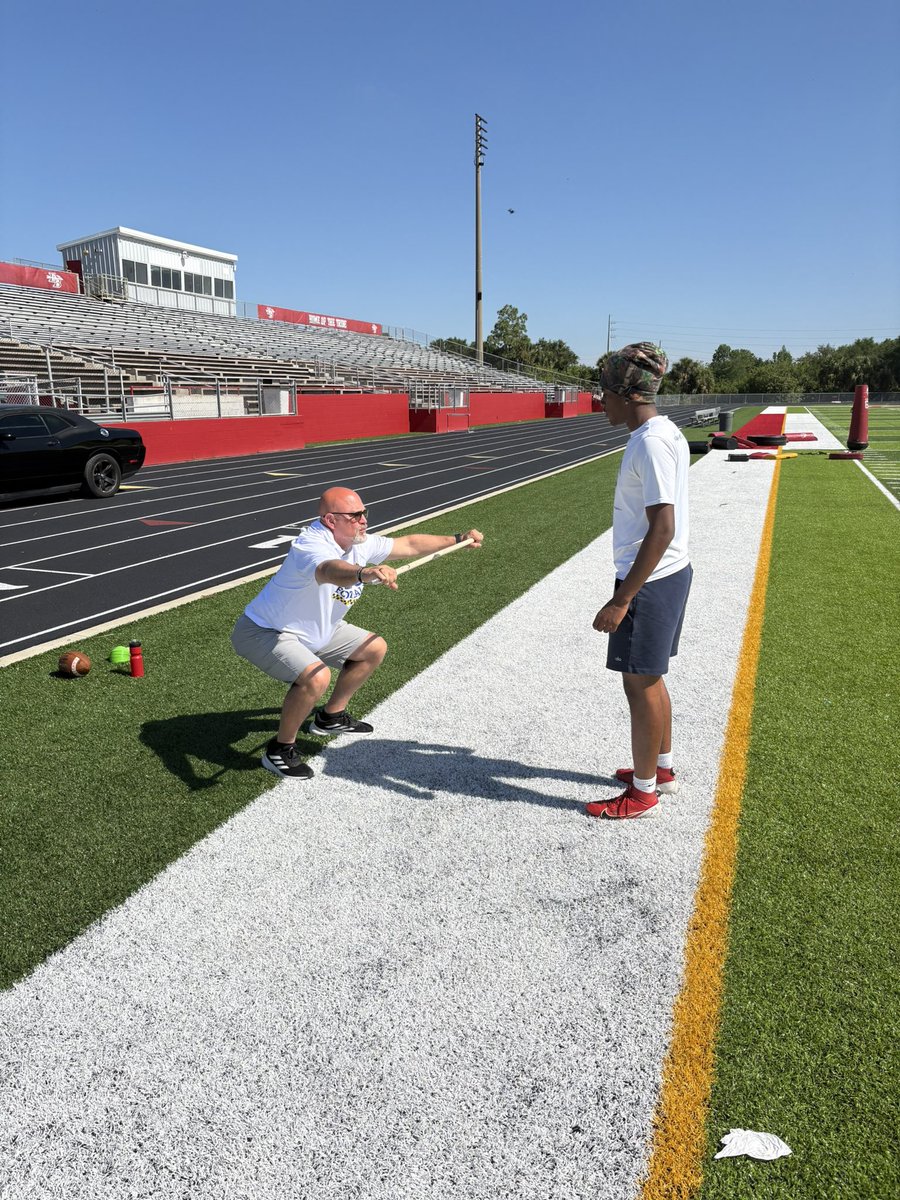 Michael Walker 6’ 180 Corner 2027 tweet media