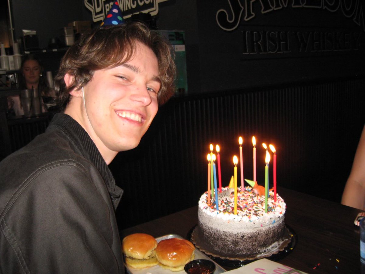 s_Wayve's tweet photo. 22 🎉 https://t.co/Cv6adIvG75