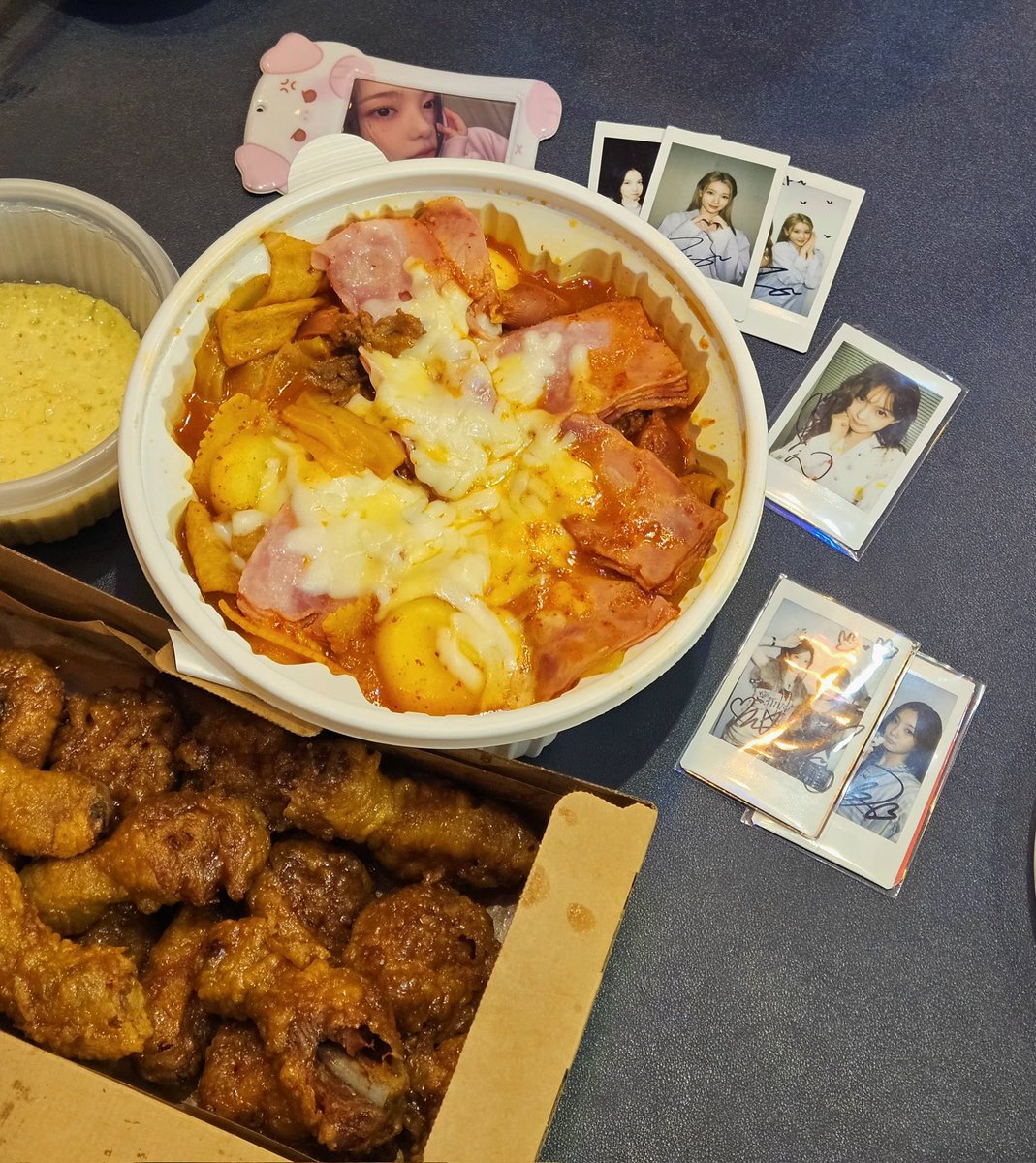 유슬 tweet media