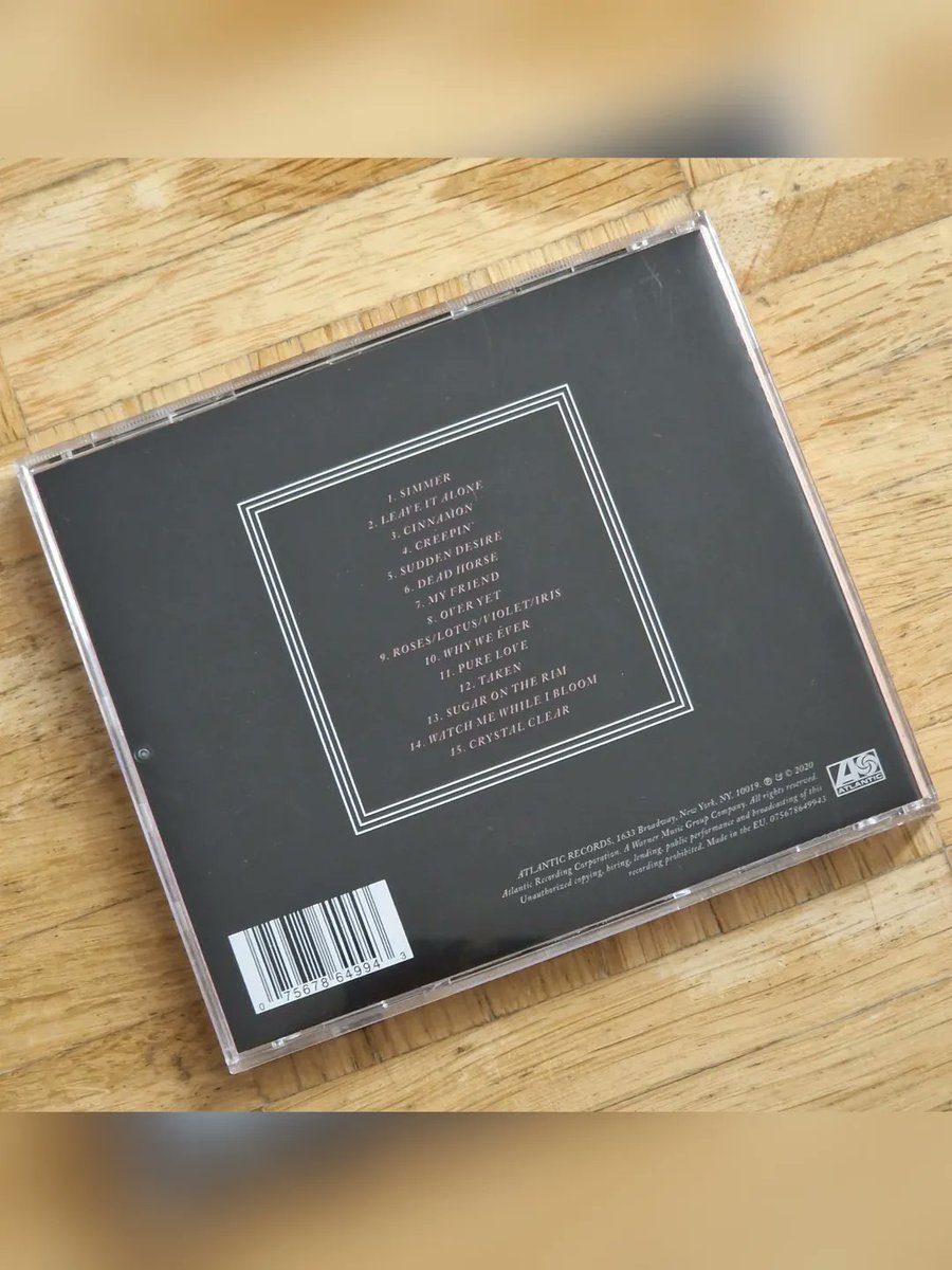 cinnamonessi's tweet photo. Happy 6th birthday to "Petals for Armor" by Hayley Williams! 🎶❤️
#HayleyWilliams
#PetalsForArmor
#6YearsOfPetalsForArmor https://t.co/bge52YwkjC
