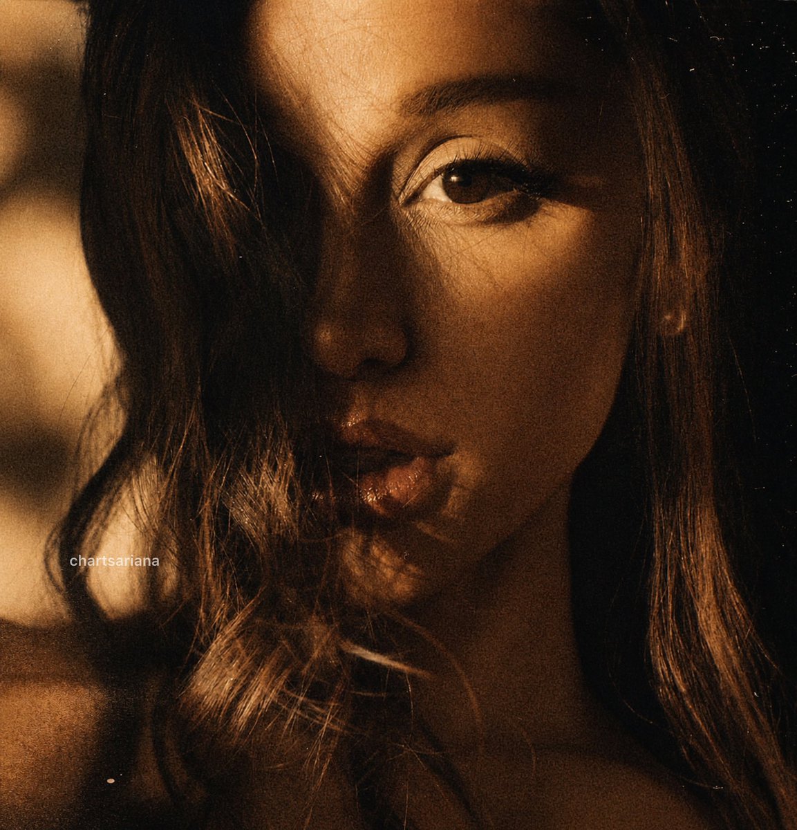 Ariana Charts tweet media