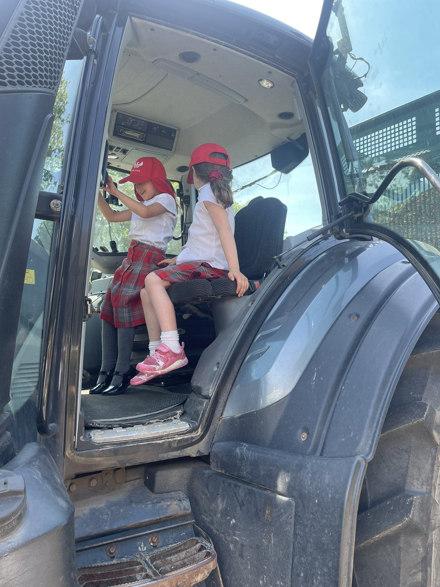 DurlstonPreprep's tweet photo. Great excitement with the arrival of an ENORMOUS tractor and trailer this afternoon, thanks to our friends from John Shutler Tree Services.  The children loved getting to climb up and sit in the cab! #DurlstonDifference https://t.co/hISB0dA2GR