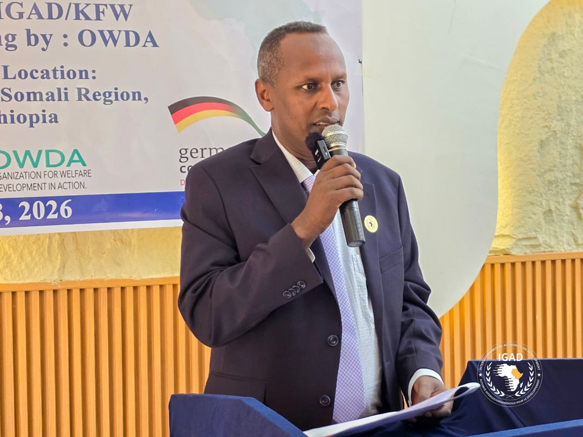 IGADsecretariat's tweet photo. On behalf of H.E. @DrWorkneh, IGAD Executive Secretary, Amb. Moussa @Meigague, Director of @IGADHealthS Division, officially inaugurated the #RMF project activities.
For the implementation of RMF activities in Tog-wajale cross boder location on the Ethiopia side a total of 4.1 million Euros allocated to be disbursed and utilised in phased approach out of which 1.1 million EUROs approved for the construction of Community Development Center construction
 featuring:
• a skills training centre
• recreation and sports facilities
• social and community gathering spaces

The launch is fostering a shared understanding among stakeholders on implementation priorities, coordination mechanisms, and next steps for effective delivery.

The IGAD #RMF initiative, supported by @BMZ_Bund via  @KfW_FZ_int addresses the root causes of irregular migration, displacement, and fragility through inclusive, locally driven development interventions.

#RisingWithIGAD #OneRegionOneFuture