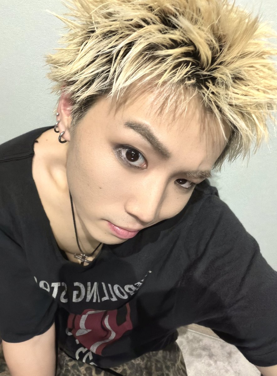sunn_2xFE's tweet photo. みんなおつかれさま🌙* :゚
渋谷DESEOもwithLIVEも充実してた
今日も楽しかったー!!!!!
僕のスタイルはnanaのレンから来てるのかもね🥺 #2xfe #suun #nana #本城蓮 https://t.co/ZbmYWiqTUL