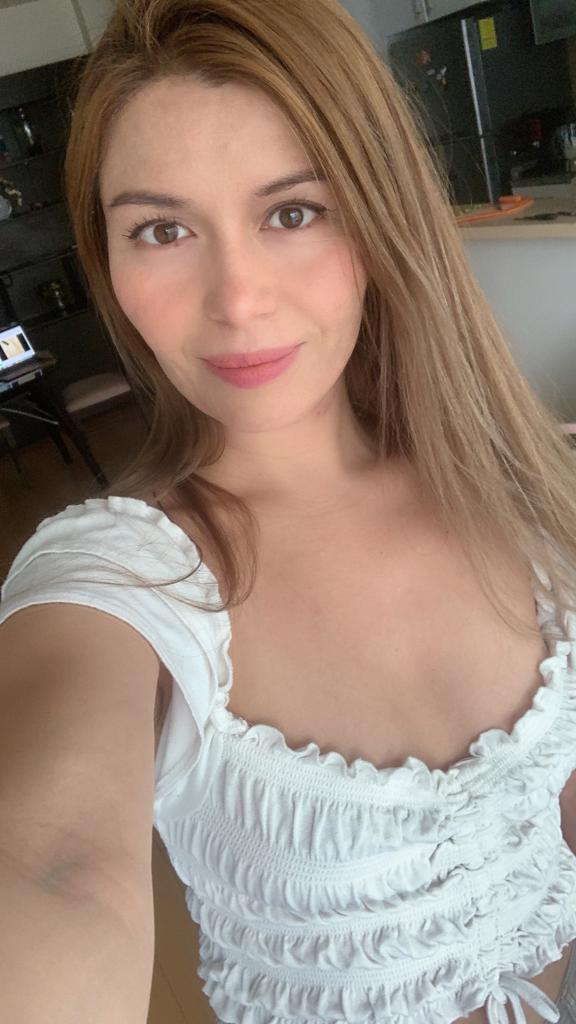 Hania tweet media