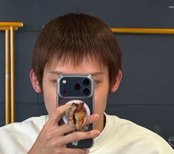 martin’s silly hair tweet media
