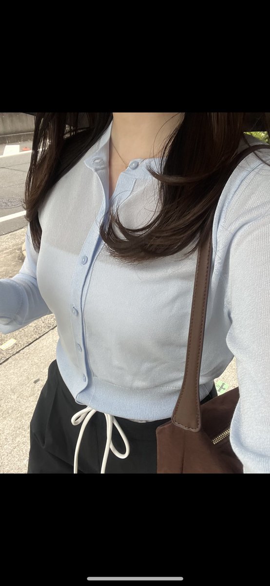 a_t_y317's tweet photo. ユニクロでシアーのショート丈カーディガンがある🩵めっっっちゃ可愛い🥹低身長に有り難すぎるサイズ感!155㎝でSサイズにしました😉しかも5/14まで1,990円で買える😭✨
 #pr #ユニクロ #UNIQLO #シンプルコーデ https://t.co/TM94kIjHSi