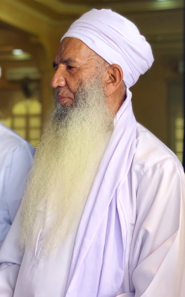 من أدعية شيخنا المربي حمود بن حميد الصوافي -حفظه الله-  في حديث شدّاد بن أوس حينما قال له رسول الله صلى الله عليه وسلم: «إِذَا كَنَزَ النَّاسُ الذَّهَبَ وَالْفِضَّةَ فَاكْنِزُوا هَؤُلَاءِ الْكَلِمَاتِ اللَّهُمَّ إِنِّي أَسْأَلُكَ الثَّبَاتَ فِي الْأَمْرِ وَالْعَزِيمَةَ عَلَى