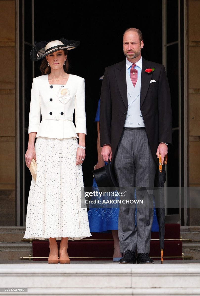 ChristinsQueens's tweet photo. The Prince and Princess of Wales, accompanied by the Duke and Duchess of Edinburgh and Zara Tindall for the 2nd Garden Party at Buckingham Palace this afternoon.

📸 Aaron Chown // Pool // AFP via Getty Images https://t.co/1Cwfhptj08