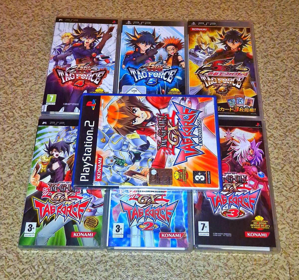 OfficialXert19's tweet photo. #yugioh #tagforce #psp my collection is complete! https://t.co/LO06bYlrZA