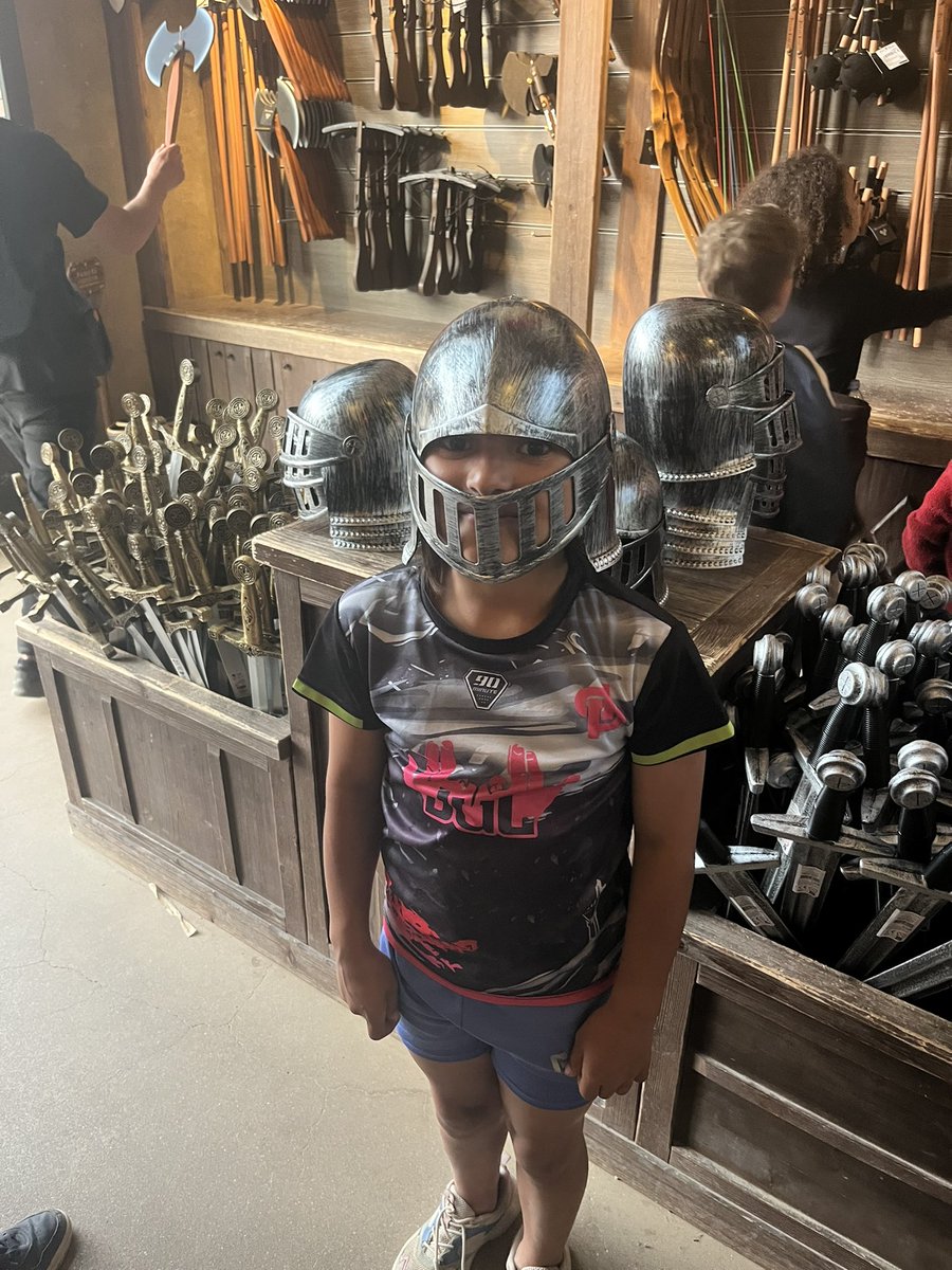 Future guerrière française. Une amazone en herbe !👍