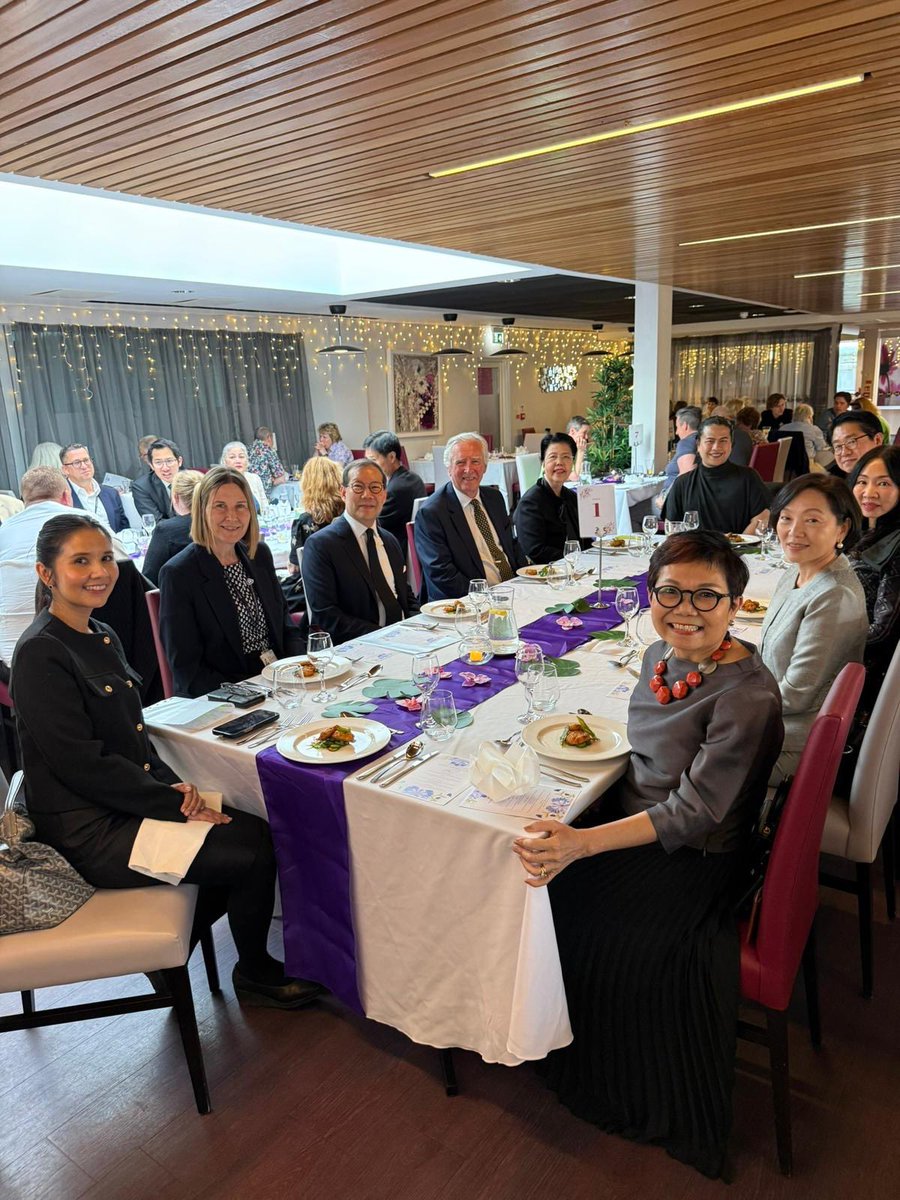 Royal Thai Embassy, London tweet media