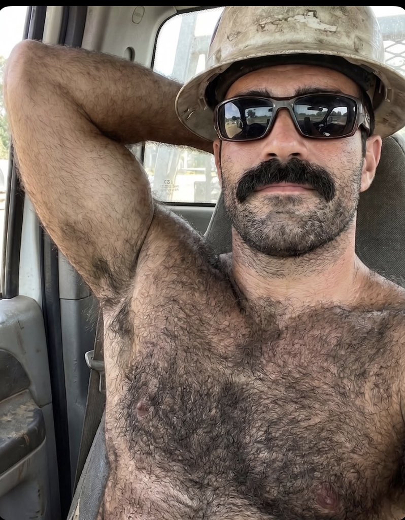 Mr_SPICI's tweet photo. What are your thoughts on hairy men? https://t.co/51f8o1Xi8R