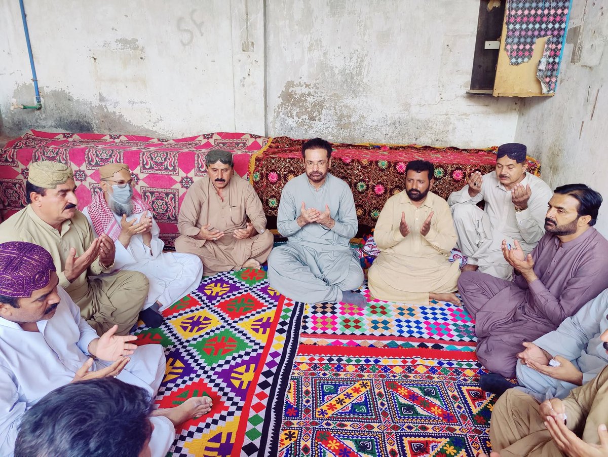 fzbhutto's tweet photo. #PPP MPA @drsikandarshoro offered condolence to Mr. Abdul Khair Soomro on the sad demise of his father #Jamshoro https://t.co/RYYau3IeCV