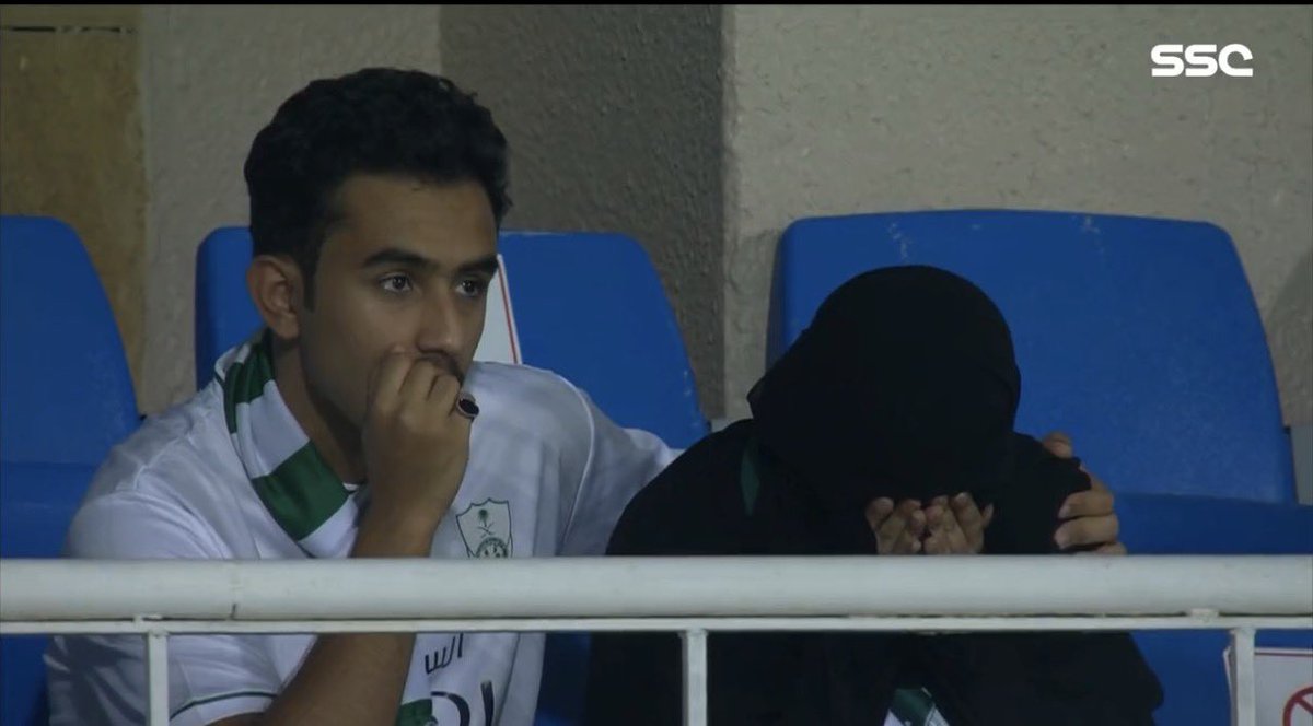 MDM9110's tweet photo. @ALAHLI_FC يستااااهل 
ارجووووووكم كرمو اللي بالصورة https://t.co/Y7hxhHV167