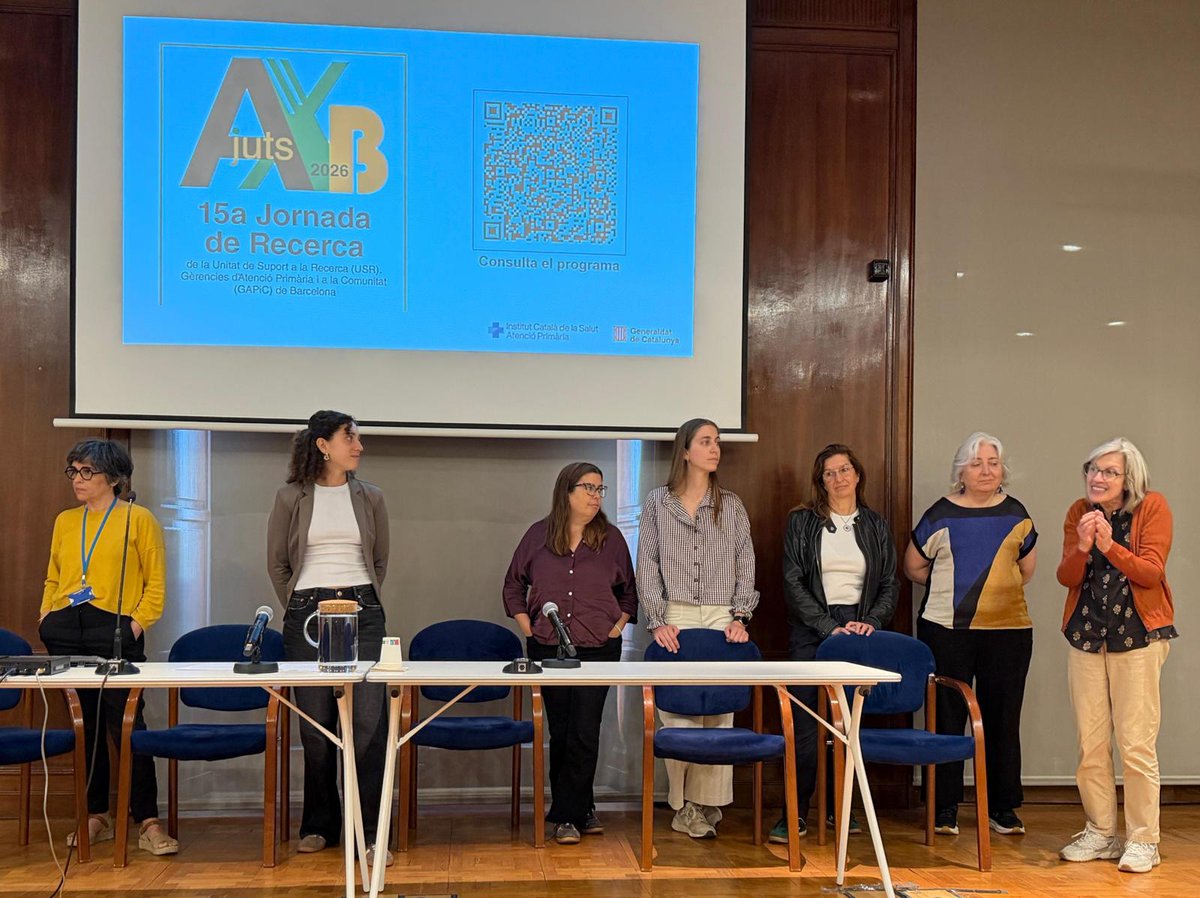 primariaicscat's tweet photo. 🏥La @primariaicscat de Barcelona presenta els resultats dels projectes de #RecercaICS que han rebut un #AjutsXB en l’any 2024 i que s’han desenvolupat durant el 2025.
👇Descobrim 19 iniciatives orientades a millorar l'assistencia en l’àmbit de l’atenció primària i comunitària https://t.co/gk9fhmYmcn