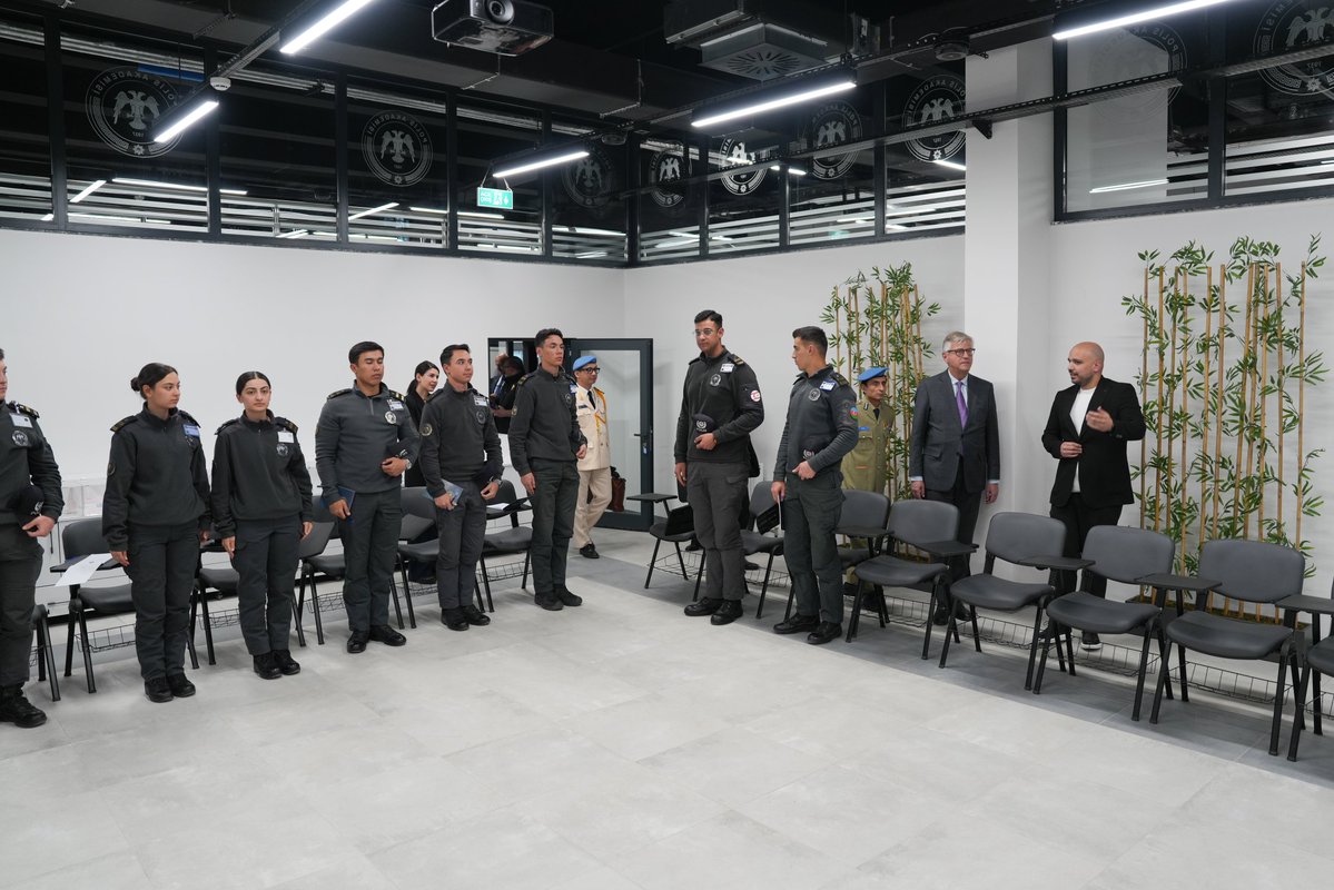 Polis Akademisi tweet media