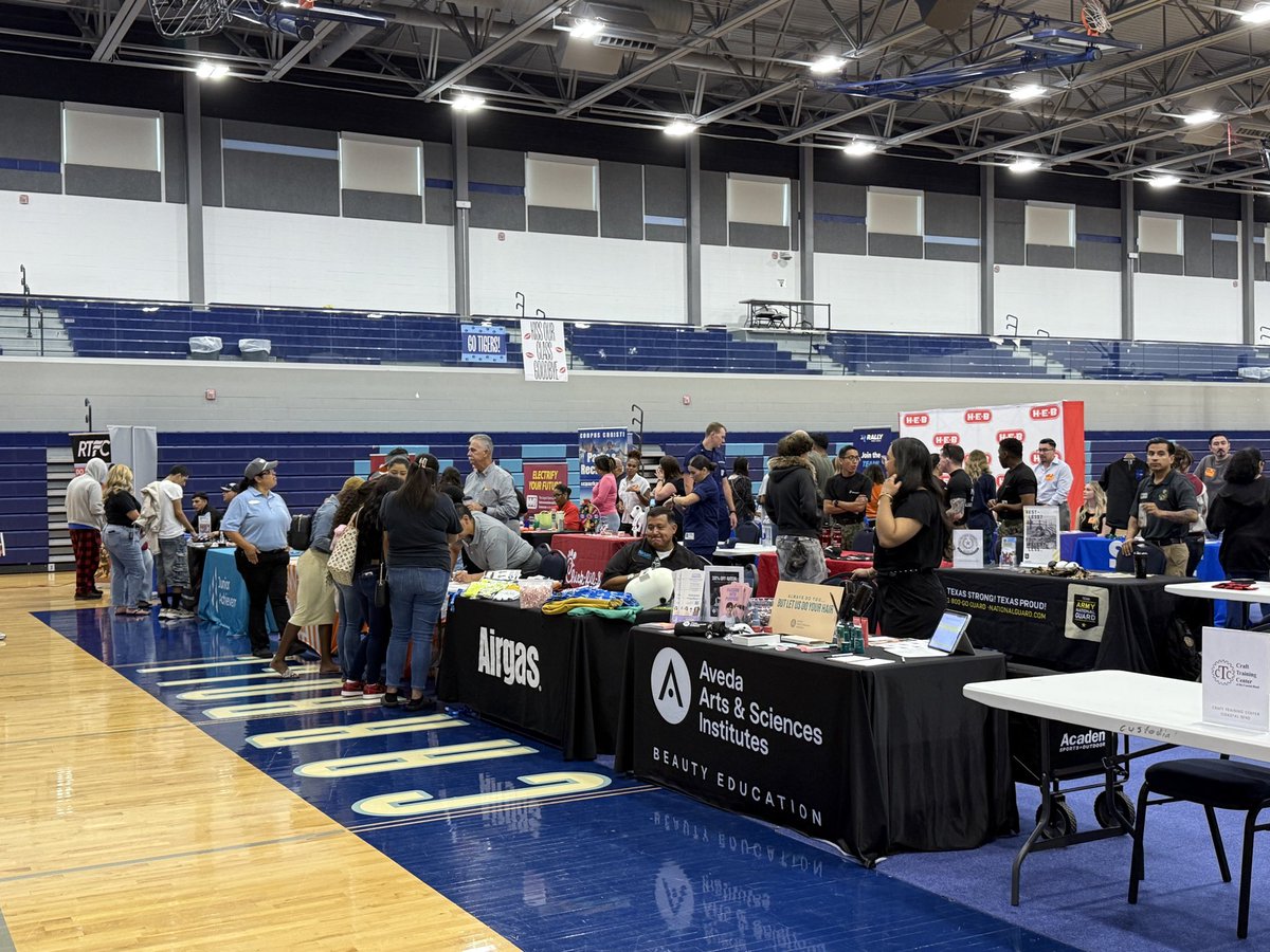 CTECCISD's tweet photo. CCISD Senior Job Fair underway! Appreciate our workforce partners and their willingness to give our students an opportunity! https://t.co/V5cVxzUXSw
