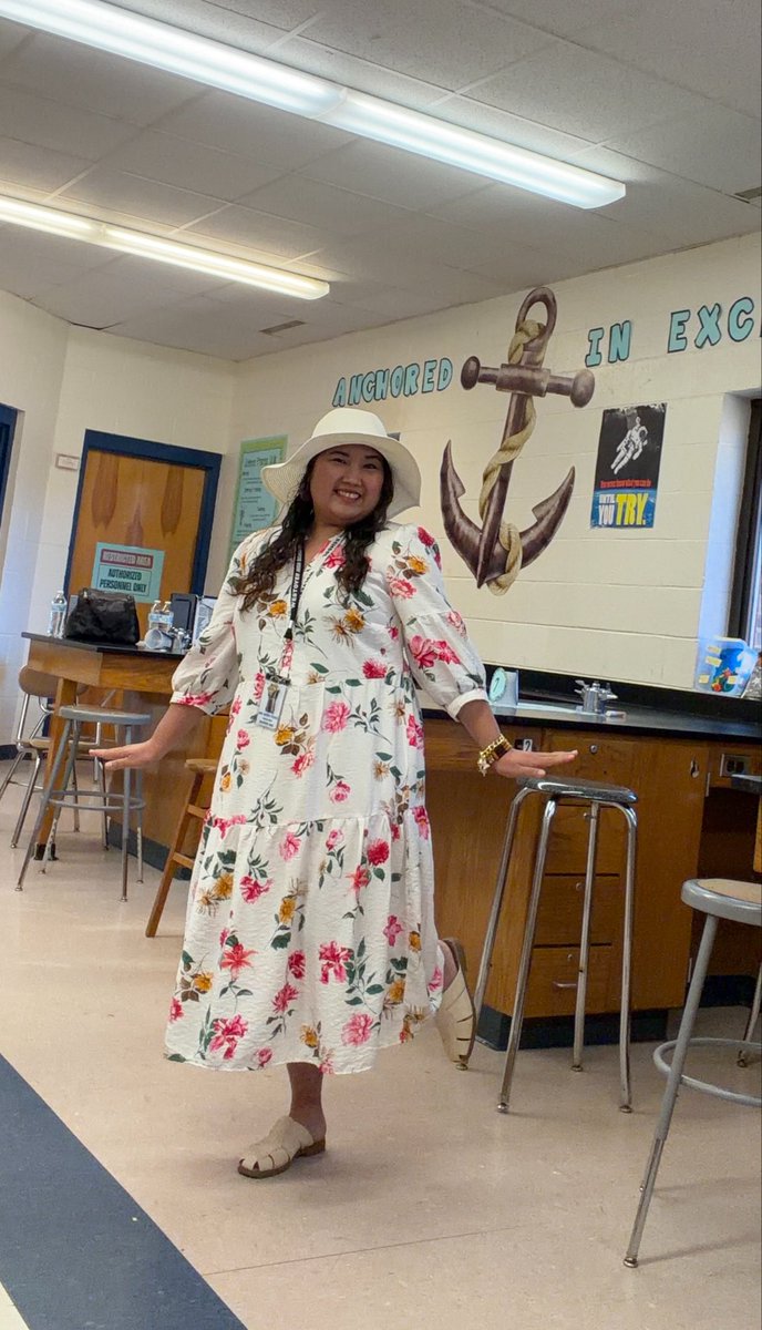 graciousflower1's tweet photo. Teacher Appreciation Week
Day5: Beach Day
@WestoverHS From the classroom to the coastline — teachers bring warmth, patience, and positivity wherever they are. https://t.co/GZOHG1UrRO
