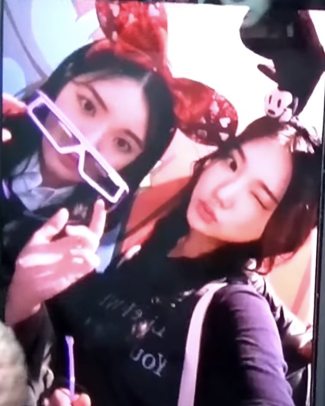9omb7's tweet photo. 고딩 중딩 우유 ㅈㄴ 달다… https://t.co/eJrxgUatl3