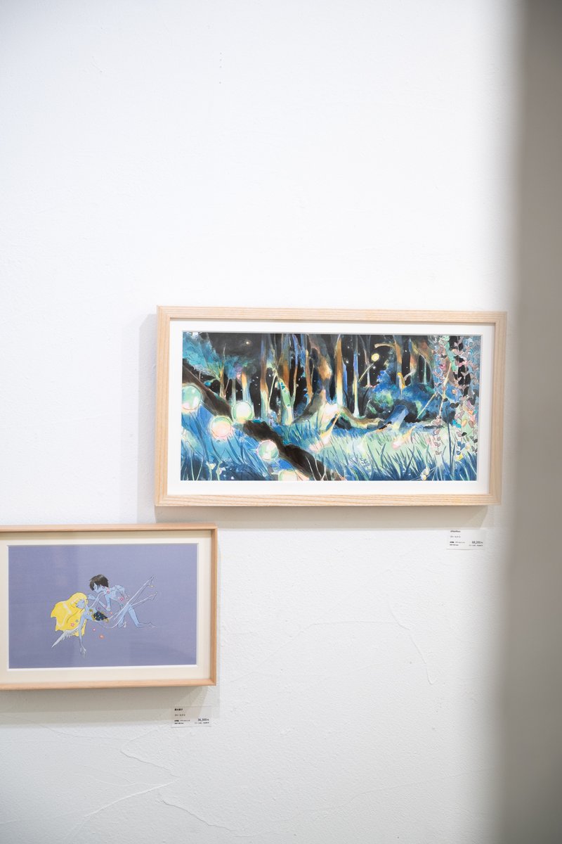 細やかな線、鮮やかな色彩のゴトーさんの作品。 発色の良いアクリル