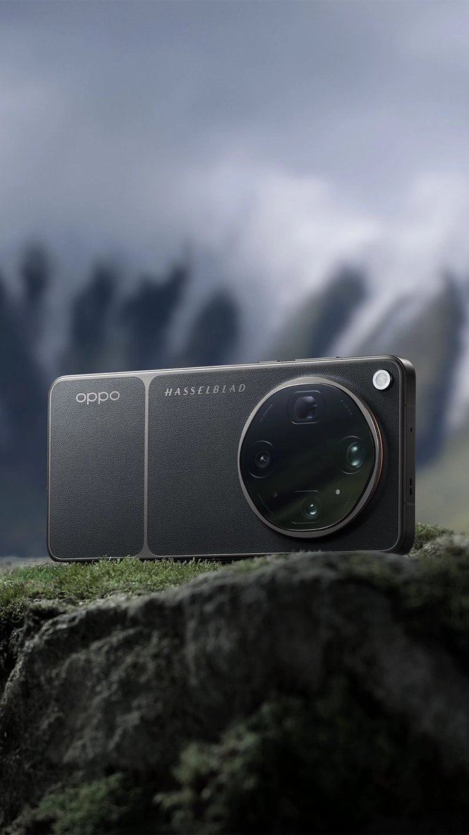 encoword's tweet photo. OPPO Find X9 Ultra has some good advantages 👀
▶️ Largest battery among all the Ultras of 2026.
▶️ 10X optical zoom Periscope which can give better long range zoom.
▶️ Largest Periscope currently which can give good telemacro and Portraits.
▶️ ColorOS 16.1 is insane smooth. https://t.co/STENh2BThY