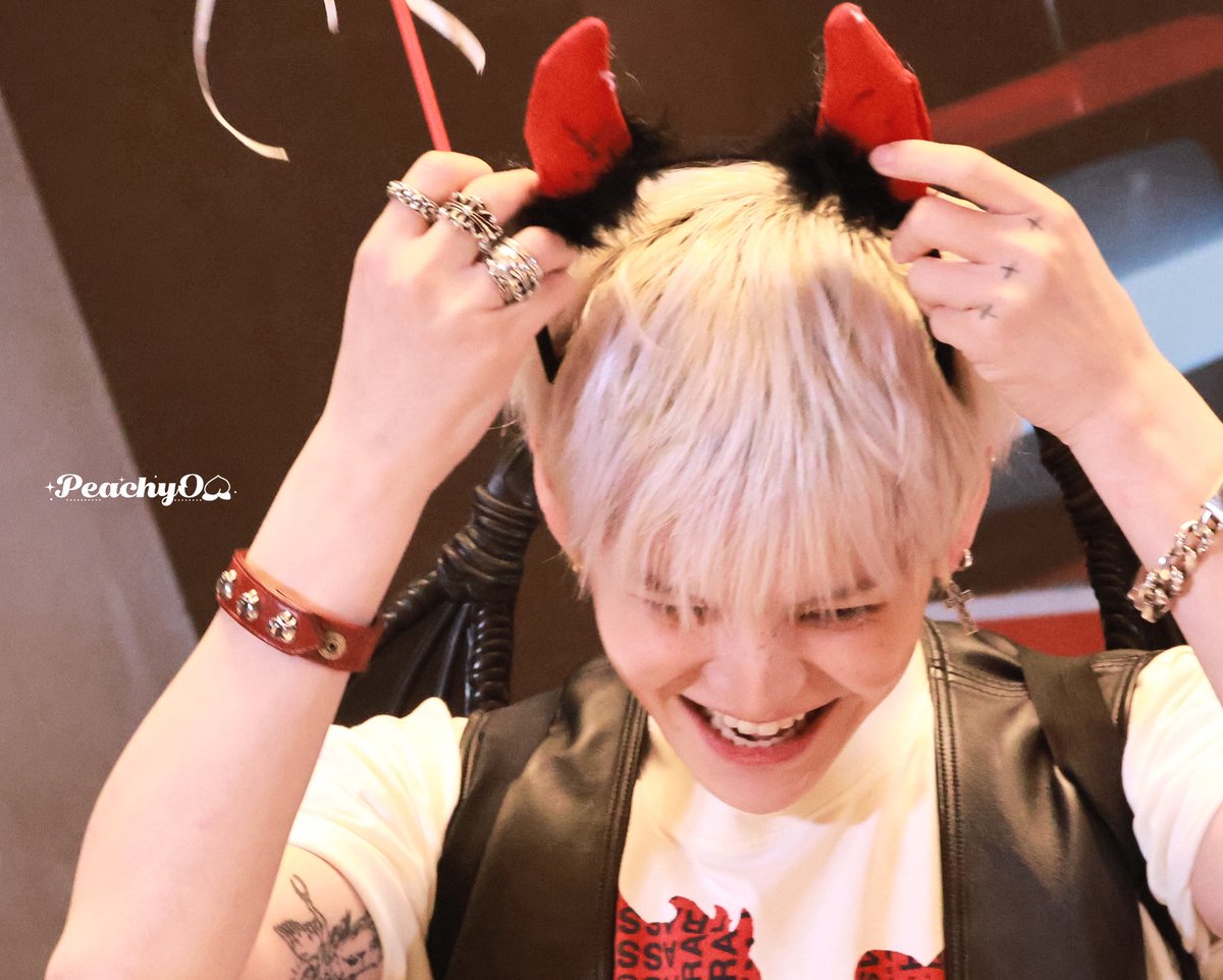 260508 🇭🇰fansign

#요시 #YOSHI #ヨシ #金本芳典 
#트레저 #TREASURE