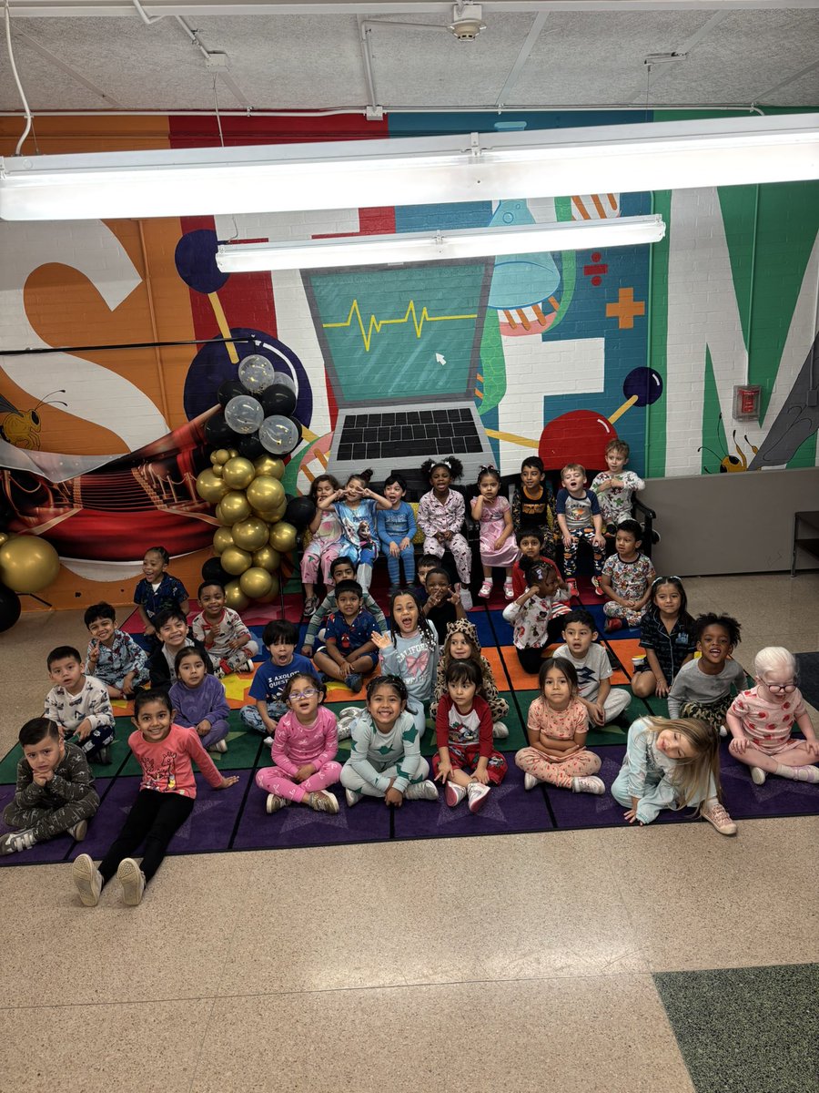 Red Elementary STEM Magnet School tweet media