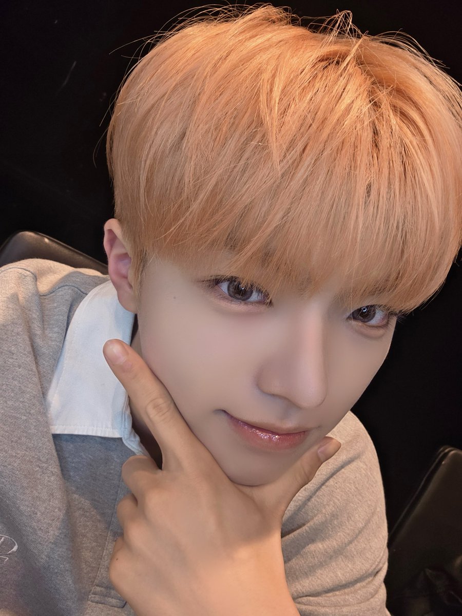 at_ALL_H_OURS's tweet photo. [#온]
김온 덮머는 인정이지~~🐥🧡

#ALL_H_OURS #올아워즈
#ON_N #온 https://t.co/si3GkKIPpI