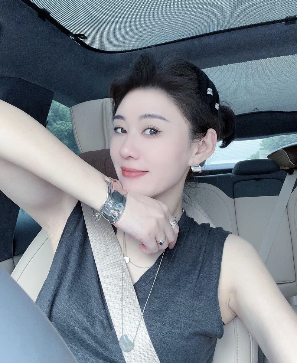 maltahd's tweet photo. I'm in a good mood; even the air feels sweet. https://t.co/VcQieMaXus