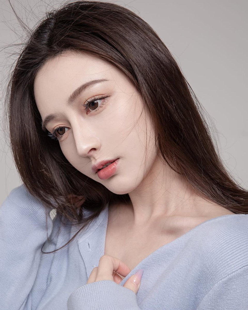 有人要看我刚拍的形体课照吗？

新鲜的  人机别来

真人点赞评论 999 你私我 https://t.co/mjDTVJ0dOY