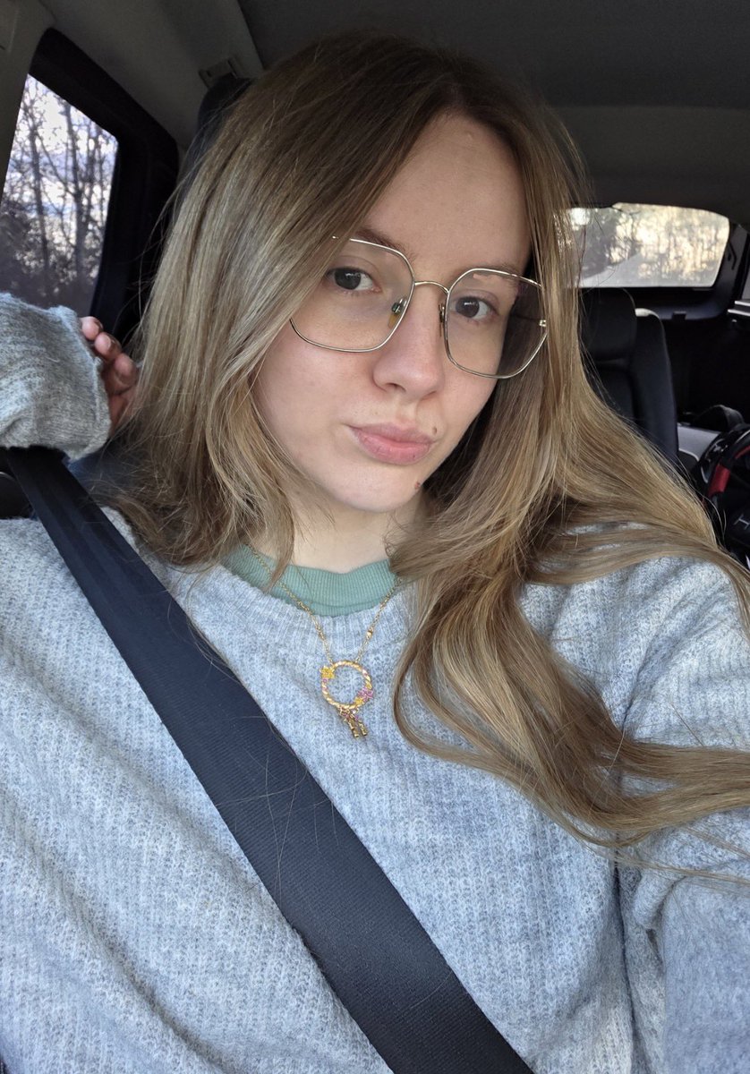 kellie Ezra tweet media
