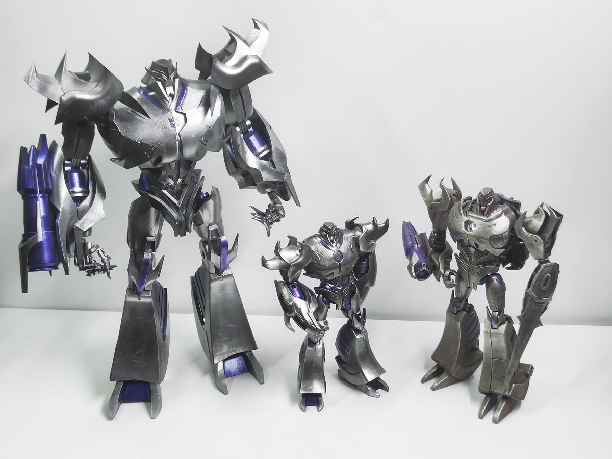 niliu_'s tweet photo. DMK RED APC Megatron https://t.co/SbbmBVpWSm