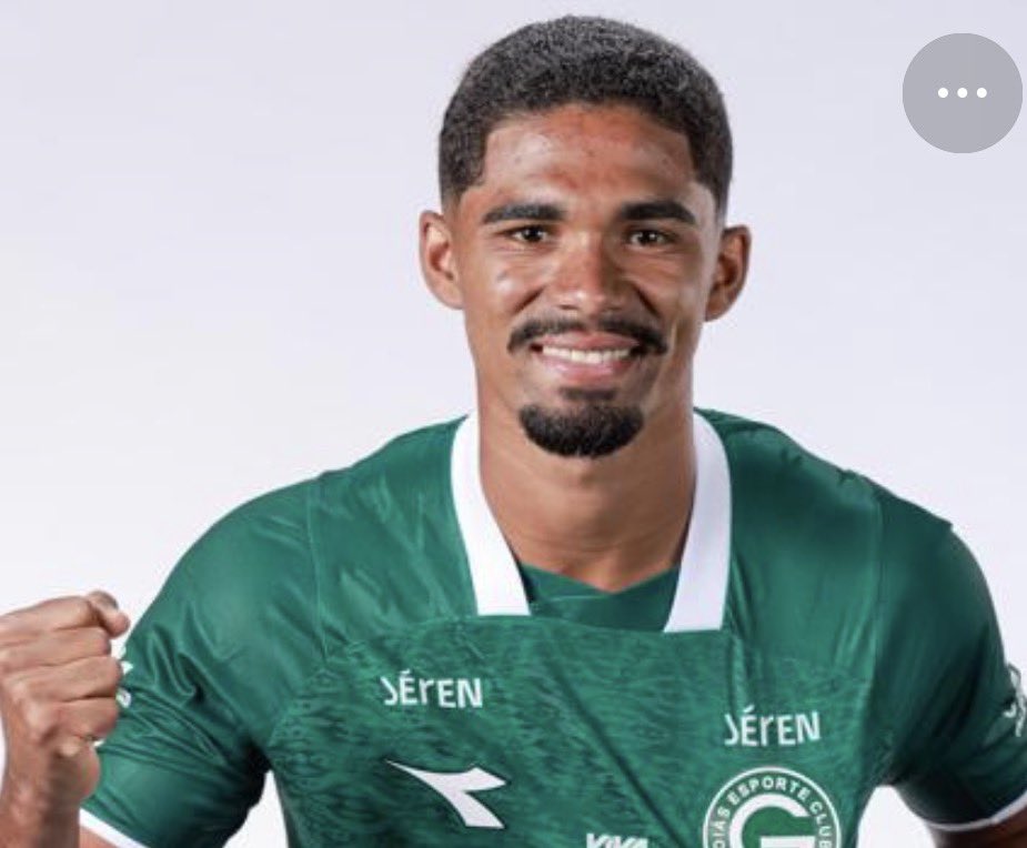 andrefalafera's tweet photo. O atacante Kadu Souza, ex Anápolis, amanhã será novidade na escalação do @goiasoficial . Tadeu, Rodrigo Soares, Lucas Ribeiro, Ramon Menezes e Djalma. Lucas Rodrigues, Baldoria , Gegê e Lucas Lima. Jean Carlos e Kadu Souza a escalação do Verdão! @FerasDoEsporte_ . https://t.co/Zo22uf9BYo