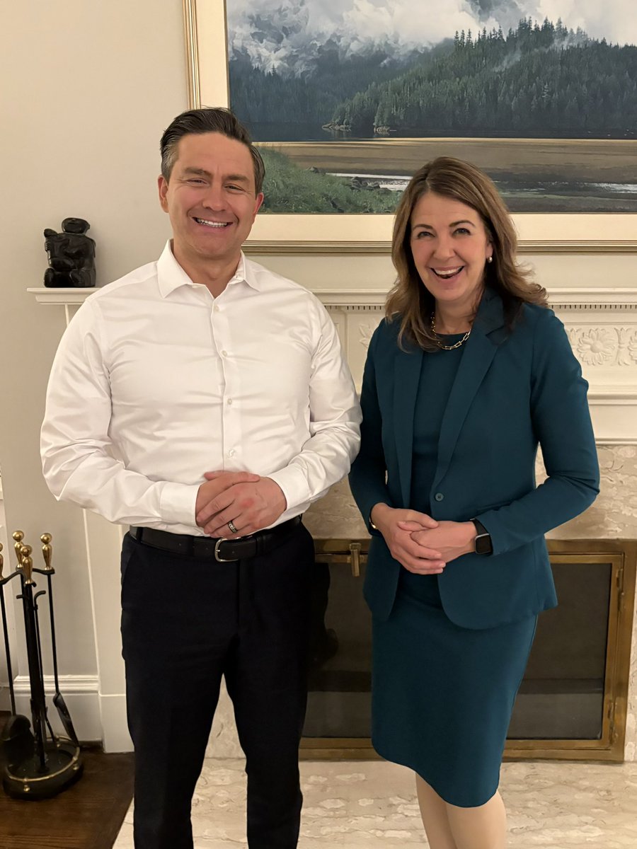 Danielle Smith tweet media