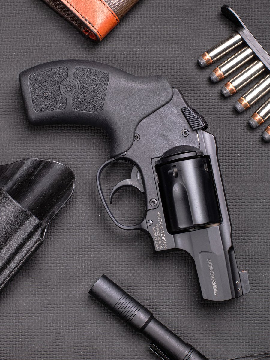 Smith & Wesson Inc. tweet media