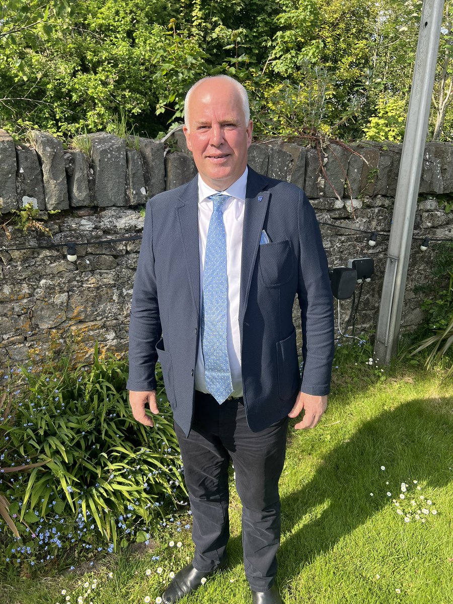 Andrew RT Davies tweet media