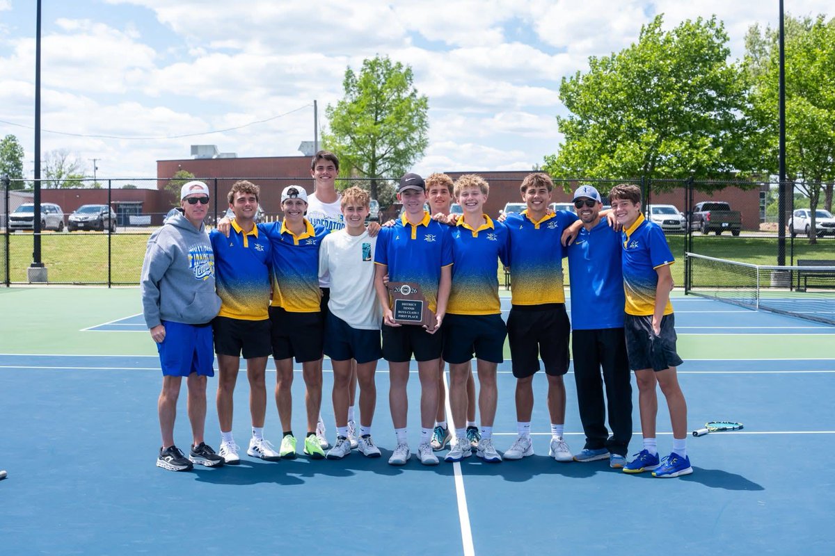 Bolivar_Schools's tweet photo. DISTRICT CHAMPIONS! πΎ Congratulations to our boys tennis team! They move on to play Springfield Catholic on Monday, 5/11 at 2:00 PM at BHS! Come out and support our Liberators! ππ #OneLiberator https://t.co/VOgstrEBg2