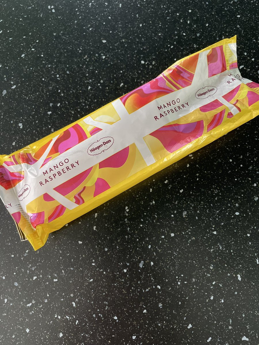 devereux1655's tweet photo. I was hot- that was my excuse #hot #lolly and I made it through to Friday 💁🏻♀️#Friday https://t.co/5AgfIqOcHB