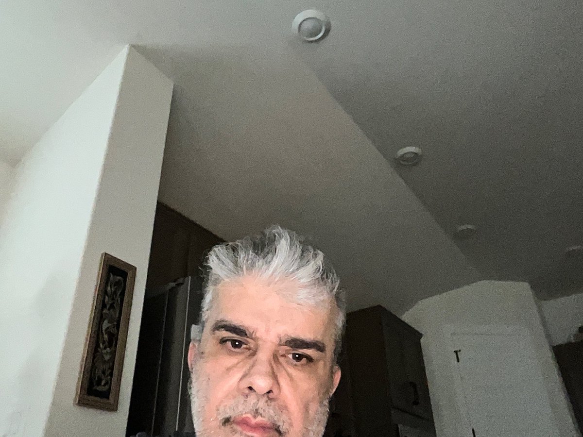 Sam tweet media