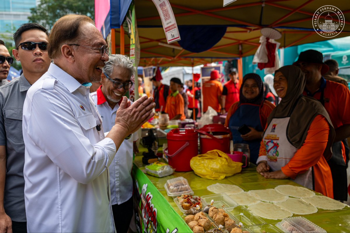 Anwar Ibrahim tweet media